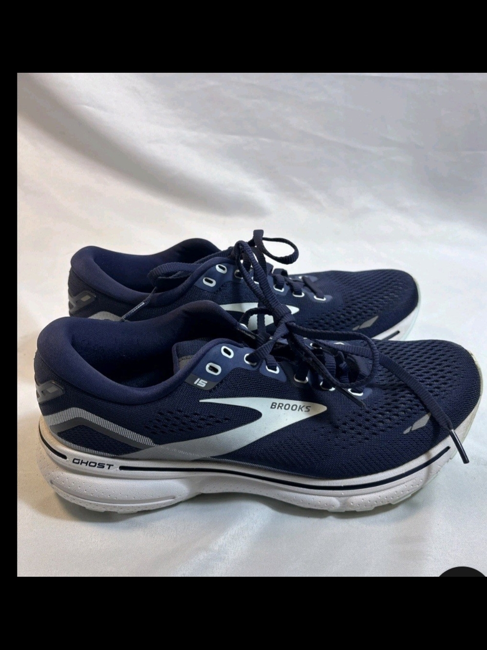 Brooks Ghost 15 Running Shoes - Navy and White. Women Size 7